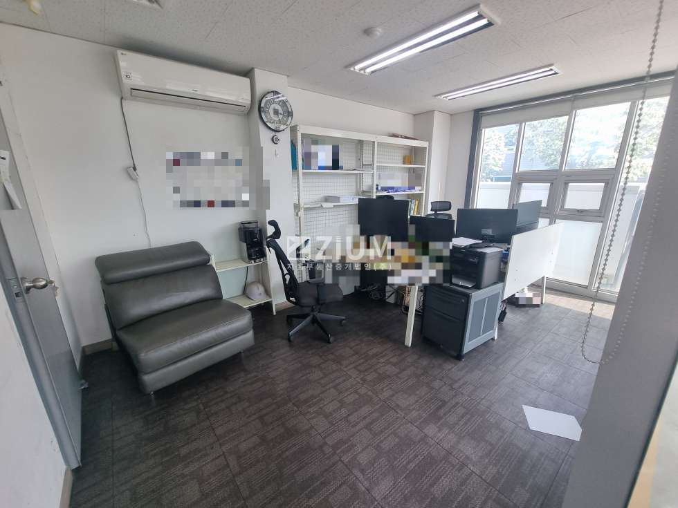 부산 강서구 화전동 1동 부산 강서구 화전동 351평 창고 매매 | 화전산단 · 대형차량 진입 매매 매물번호 10798 사진 5