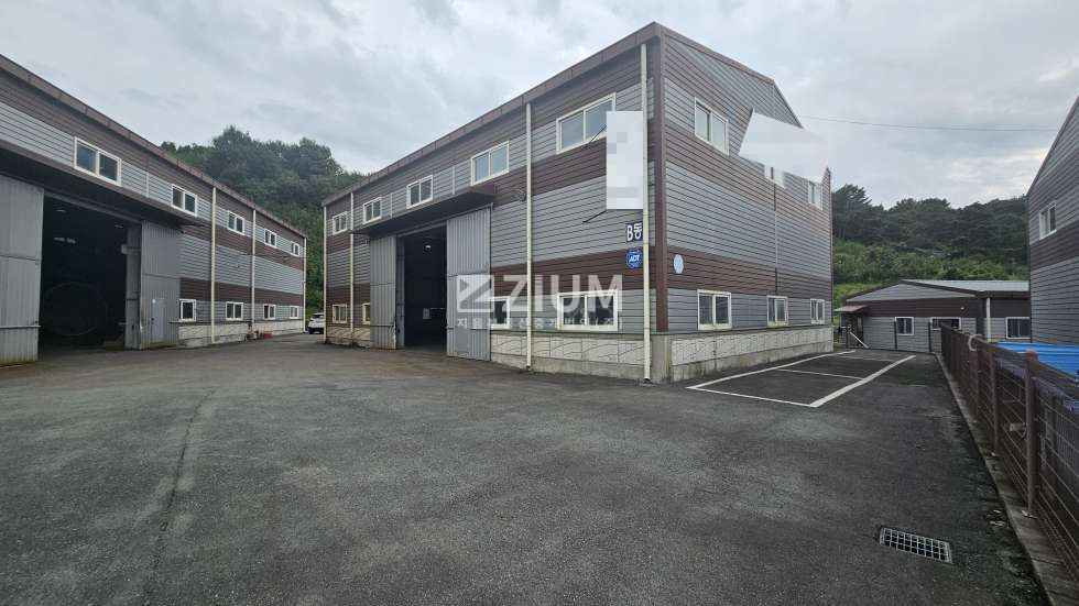 공장 측면 공간 사진 6